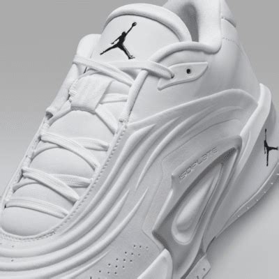 Luka 3 PF Basketball Shoes. Nike IN