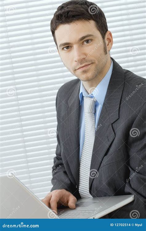 Businessman with Laptop 的图像结果