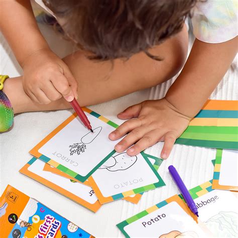 JoGenii|Baby's-First-Flash-Cards-Set-of-Seven-Flash-Cards-Colors,-Shape ...