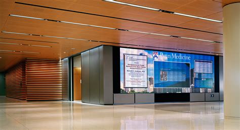 Digital Signage Office Design 的图像结果