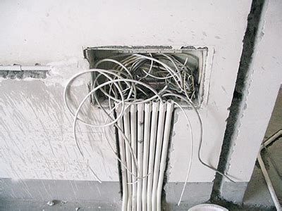 家庭装修中不同空间的电线布局方案 - 装修保障网