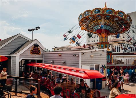 Ocean City Boardwalk Rides Giant Wheel | Jolly Roger Pier Amusements