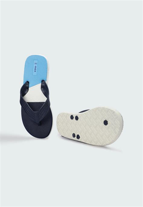 Buy Men Colourblocked Flip Flops Online at just Rs. 399.0 ...