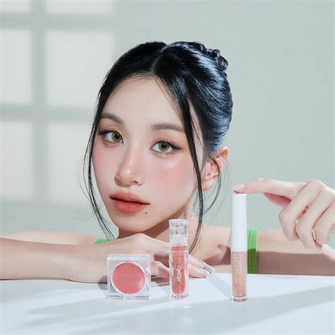 내글 조회수가 계속 터지네... - 연예인잡담 - 에펨코리아