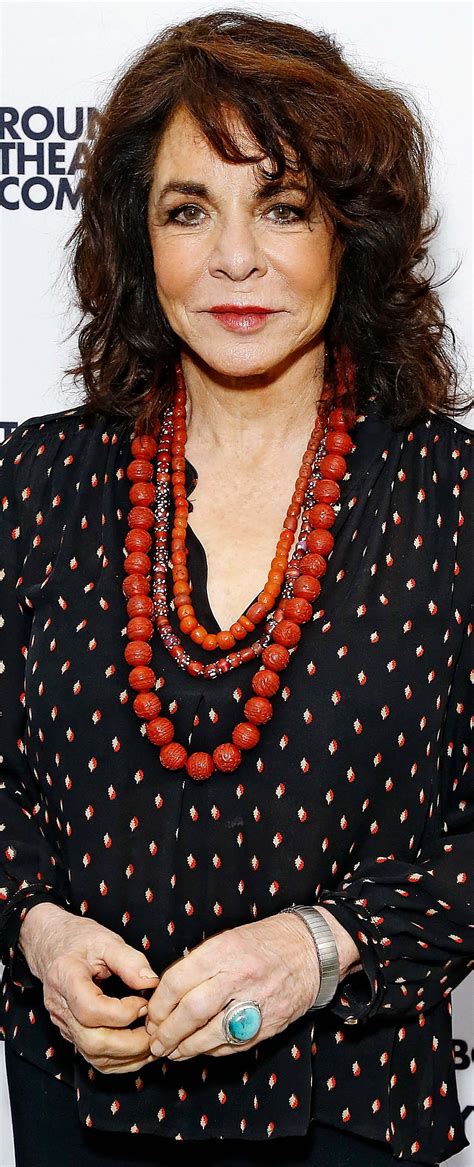 John & Stockard SNUB THE GREASE REUNION! | New Idea - Lifestyle - Read ...