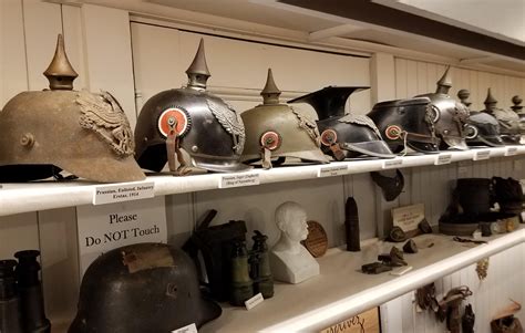 German Ww1 Vs Ww2 Helmet at Audra Kato blog