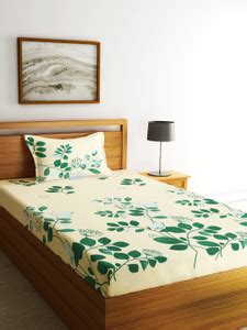 Single & Double Bedsheets starting from 299 at Flipkart