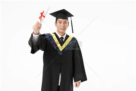 手拿毕业证的大学毕业生高清图片下载-正版图片501717517-摄图网