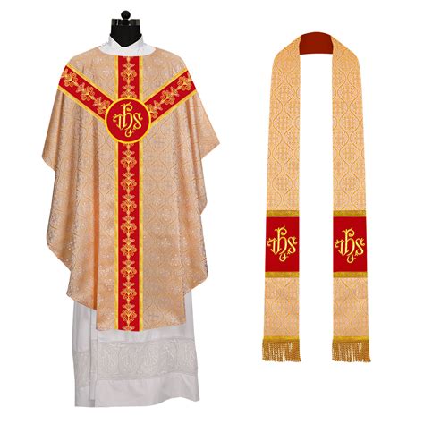 Gothic Chasuble with Ornate Embroidery – JOHA VESTMENTS