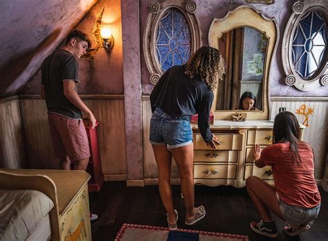 What Is The Concept Of An Escape Room? - Escape Room Madness