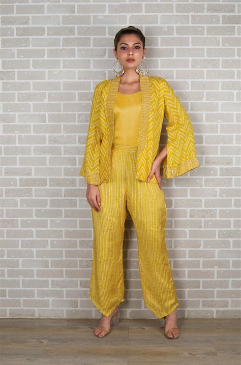 METTLE- Cutdana Blazer Jacket - Mustard - Ishnya