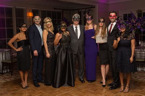 The Best Masquerade Ball Ideas: 40th Birthday Party Themes ...