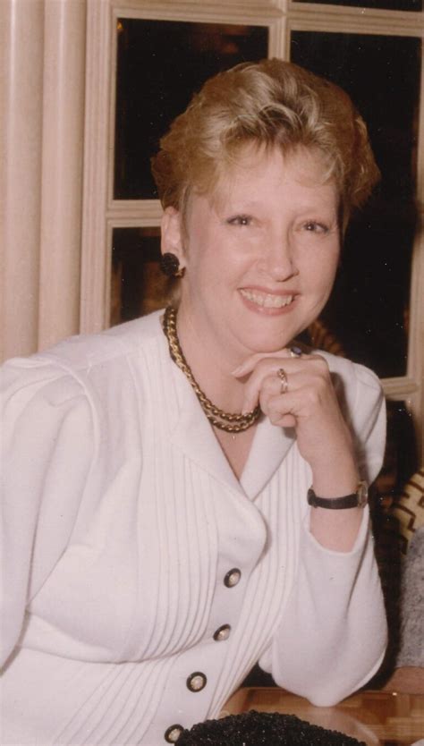 Linda Grier - Hixson-Klein Funeral Home