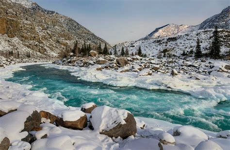 Бирюзовая Катунь. Одно из самых ярких впечатлений зимнего Алтая! А вы ...