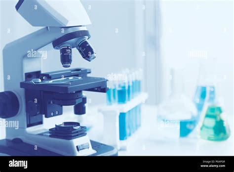 Science Lab Microscope 的图像结果