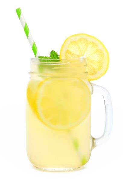 柠檬水的功效与作用及禁忌 柠檬水的好处与注意事项_彩牛养生