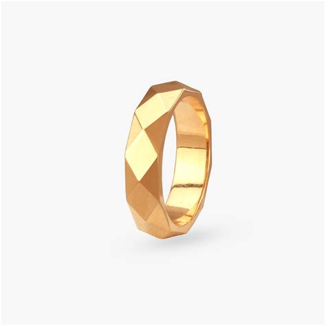Geometric Elegance Gold Finger Ring