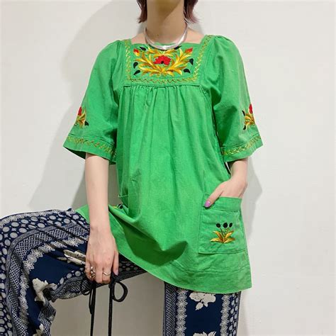 light green embroidery tunic top | LEMON