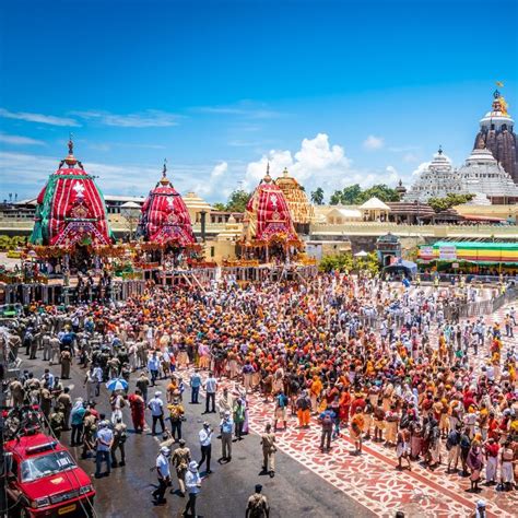 In Pictures: Vistadome Coach Trains In India