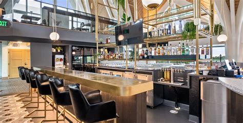 Foxtail On The Lake Restaurant - Des Plaines - SCI