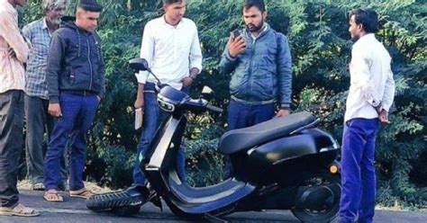 Ola Scooter Suffers from Broken Suspension While in Use » Car Blog India