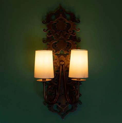 LUXE WALL LIGHT – Ivanka lumiere