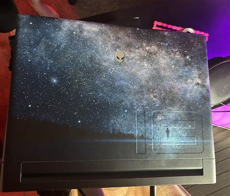 Alienware M18x Skin 的图像结果