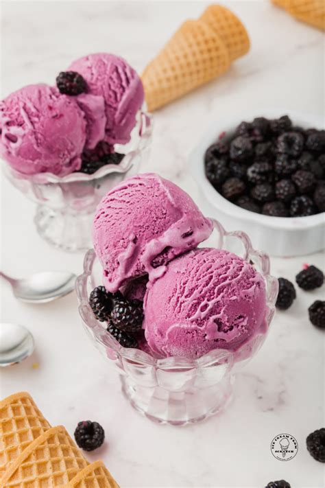Easy Blackberry Ice Cream Recipe - Ice Cream From Scratch