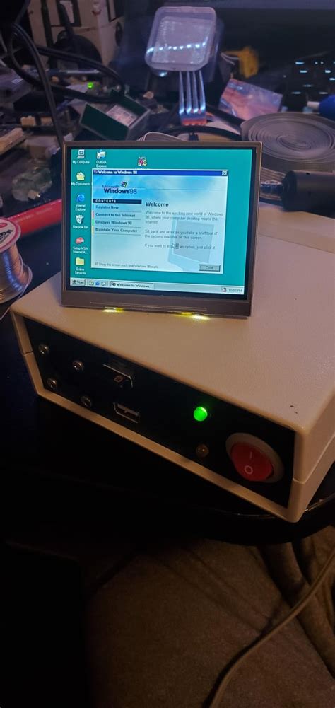 Windows 98 Gaming Computer 的图像结果