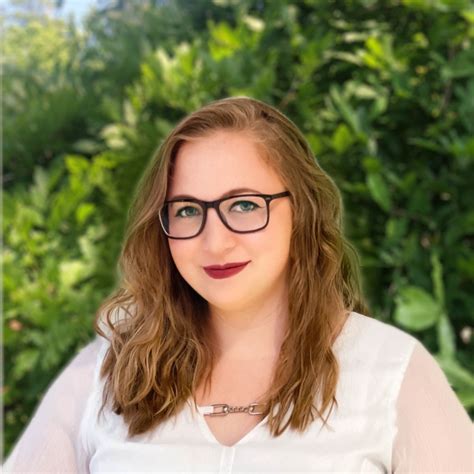 Alyssa Vitale-Shoop - Academic Advisor - American Public University ...