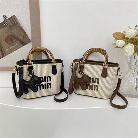 Minmin Charm Woven Bag – Vensaa