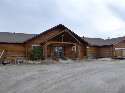 ROCKY VIEW BNB (Denare Beach) - Specialty B&B Reviews & Photos ...