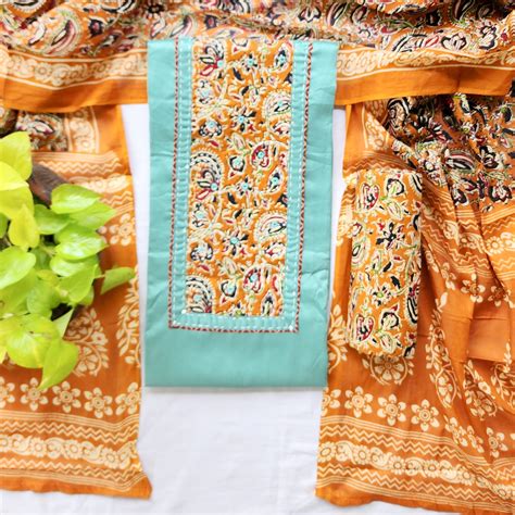 KAVU - Pure Cotton Top Fabric With Screen printed Kalamkari Cotton Bot ...