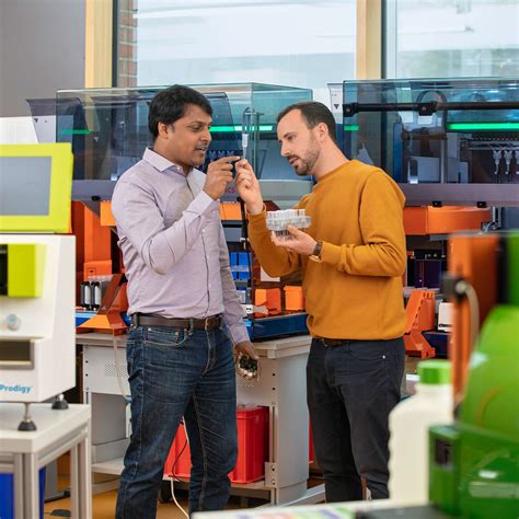 Tech Engineer 的图像结果