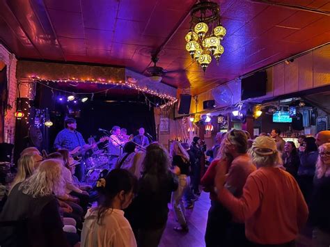 The Geezer Gig w/ Bob Woods & Friends Live at the Crazy Horse, Crazy ...