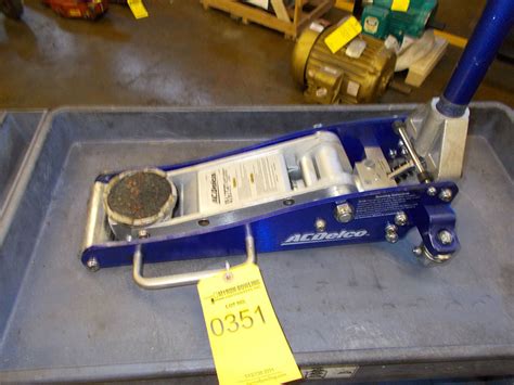 2 Ton Ac Delco Floor Jack