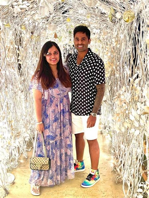 Suryakumar Yadav Calls Wife “Centre Of My Universe” On Her Birthday ...