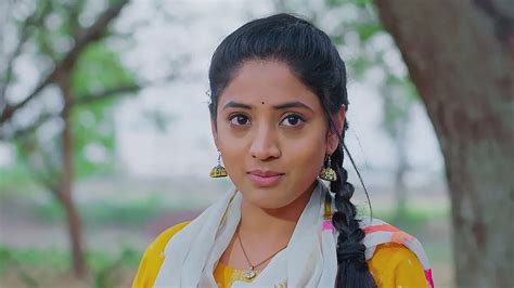 Ennallo Vechina Hrudayam TV Serial Online - Watch Latest Show Episodes ...