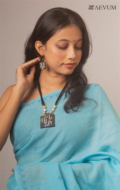 Hand Painted Terracotta Necklace Set-15960 – AEVUM