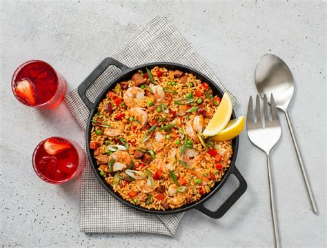 https://successrice.com/wp-content/uploads/2022/03/Paella-Fried-Rice-016_FullFrame-e1647863490751.jpg