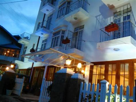 ROYAL HILLS (Nuwara Eliya) - Hotel Reviews & Photos - Tripadvisor