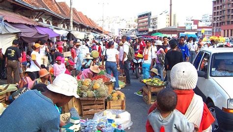 ANALAKELY MARKET - All You SHOULD Know Before Going 2026 (with Photos ...