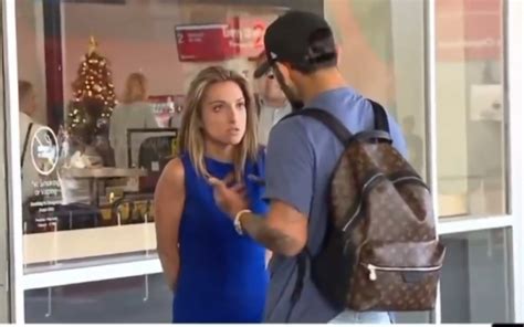 Reports: Australian journalist lashes out at Virat Kohli over Melbourne ...