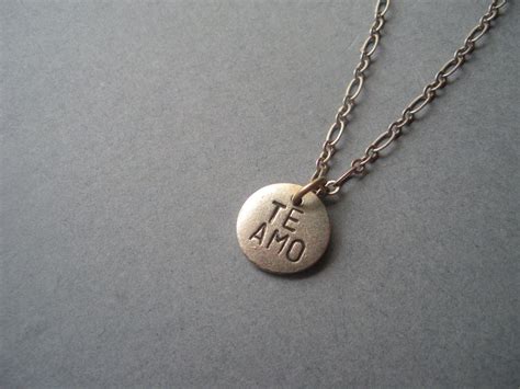 What Is Necklace In Spanish – Araa.me