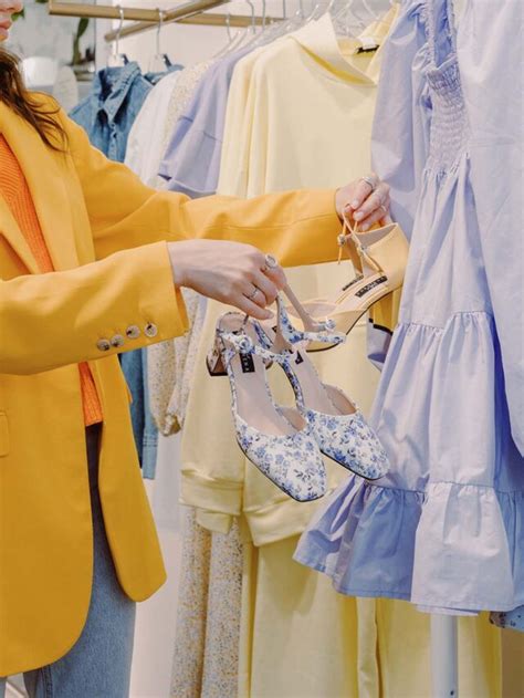 Image result for Poshmark Tutorial for Beginners