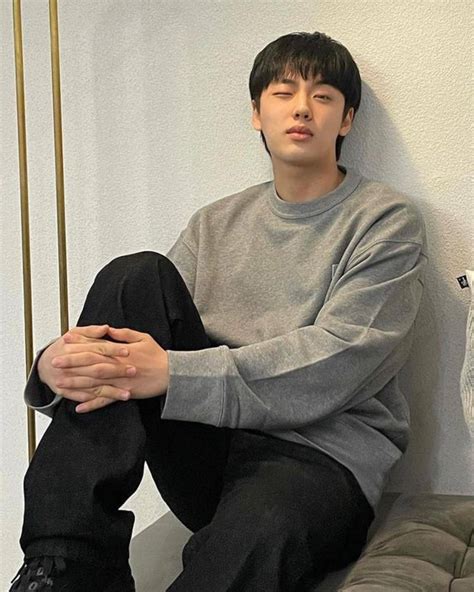 Yoon Hyun-soo - Picture (윤현수) @ HanCinema