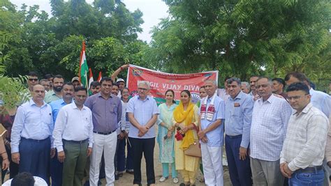 Activities | NSS Volunteers Celebrated Kargil Vijay Diwas at CDLU ...