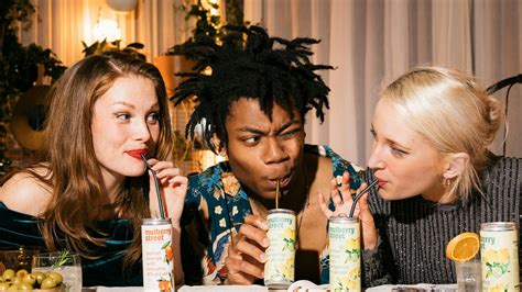 Mulberry Street’s New York Seltzer Shines with Studio SE’s Fresh Design ...