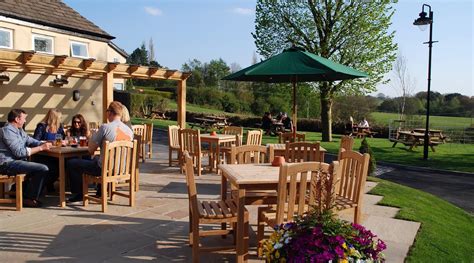 THE BULLS HEAD, Mottram St. Andrew - Wilmslow Rd - Restaurant Reviews ...