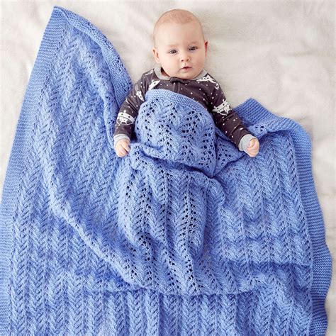 Free Easy Bernat Lacy Baby Blanket Knitting Pattern | Yarnspirations